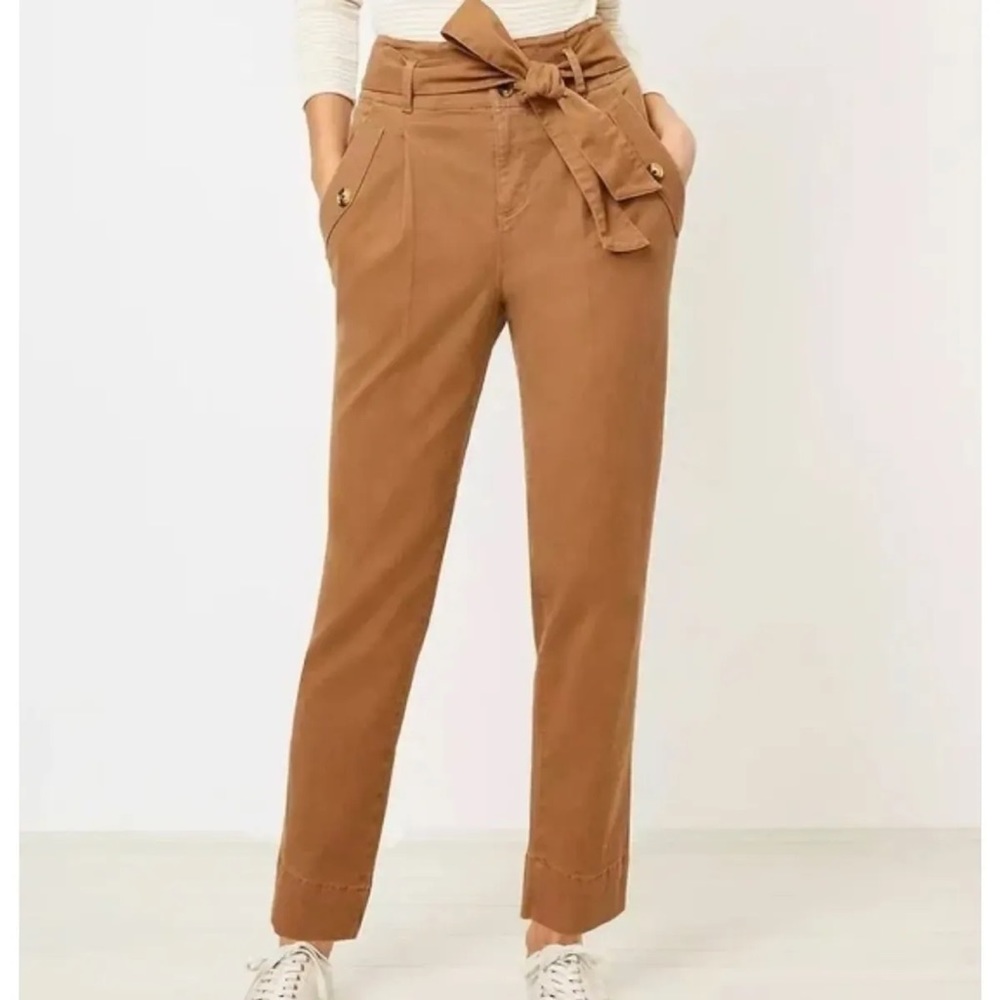 Loft high rise paper bag waist chino pants khaki soft comfortable 6 M